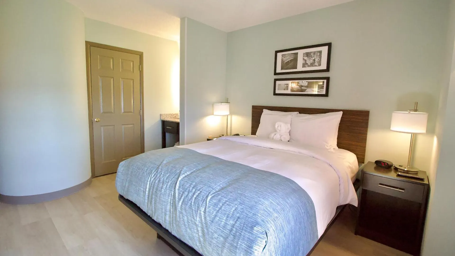 Wingate By Wyndham Salisbury Hotel