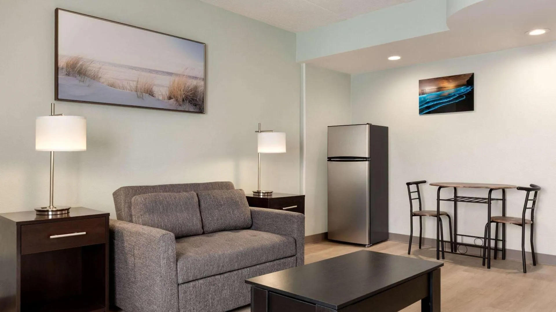 Wingate By Wyndham Salisbury Hotel 3*,  United States