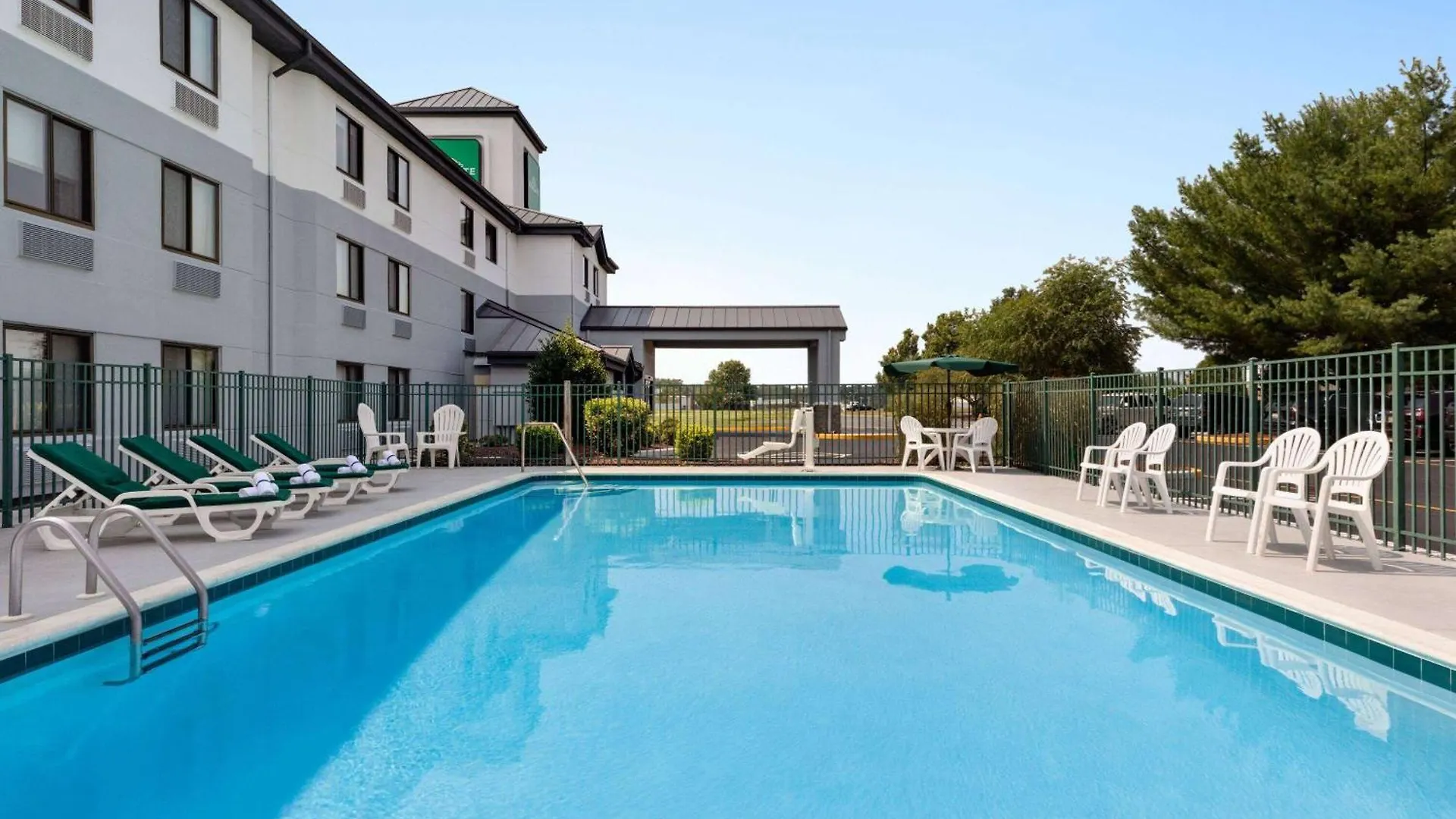 Wingate By Wyndham Salisbury Hotel United States